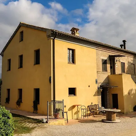 La Fattoria Di Paolo Casa rural *